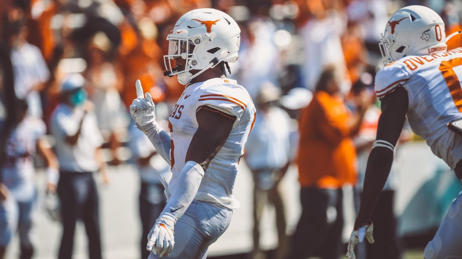 Texas LB Transfer Juwan Mitchell Discusses Tennessee Spring Game