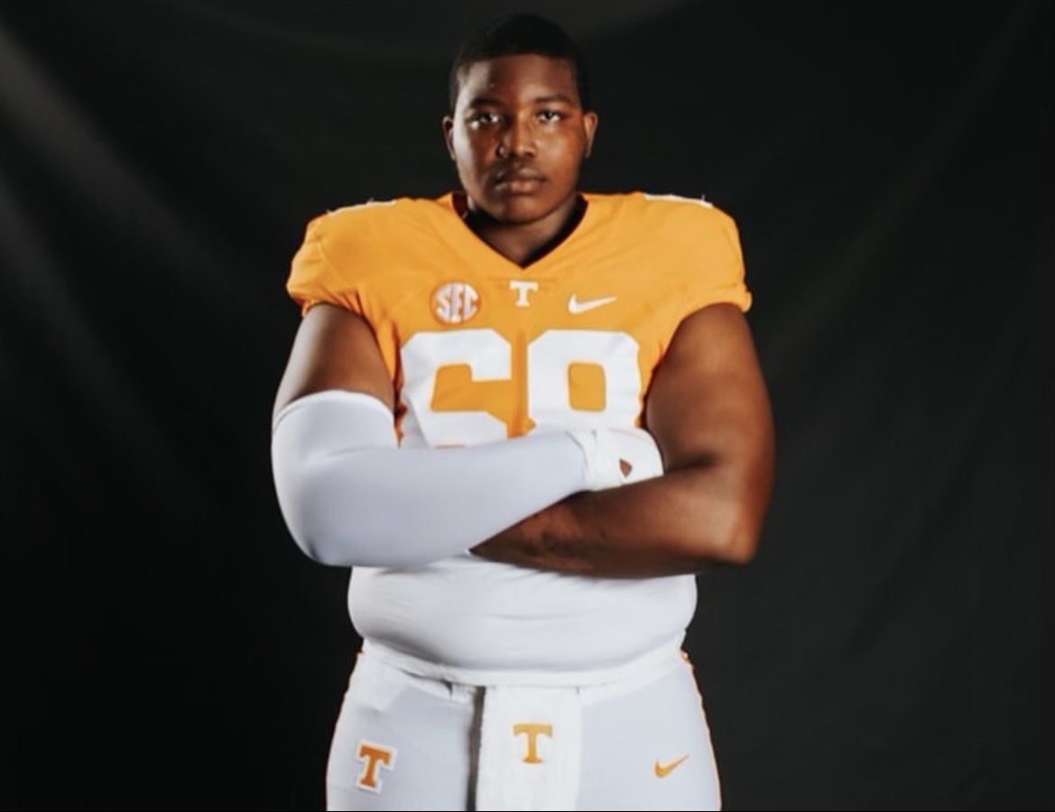 Tennessee Receives Commitment from 2022 Offensive Lineman After ...