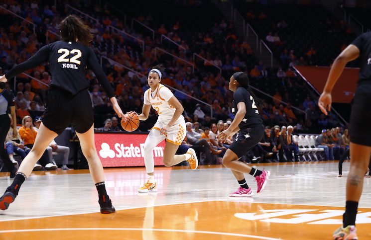 Sparks Select Burrell Ninth In WNBA Draft - University of