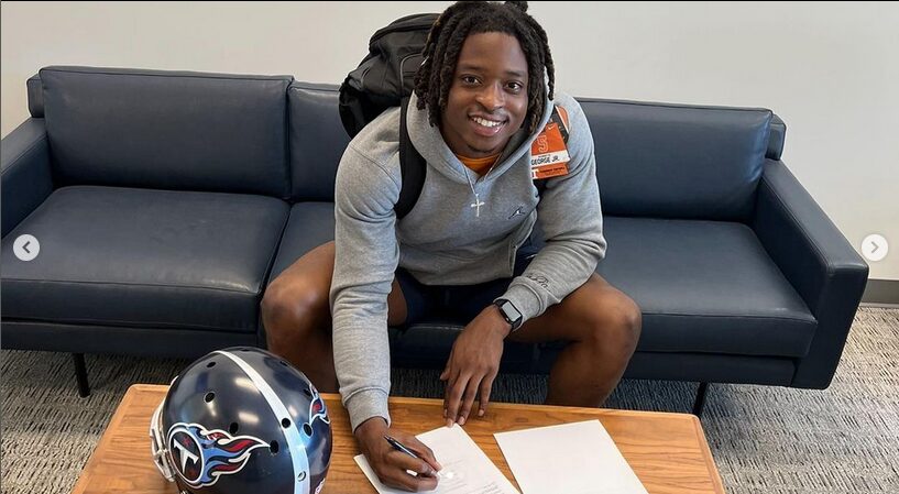 Former Tennessee DB Signs Contract with Tennessee Titans