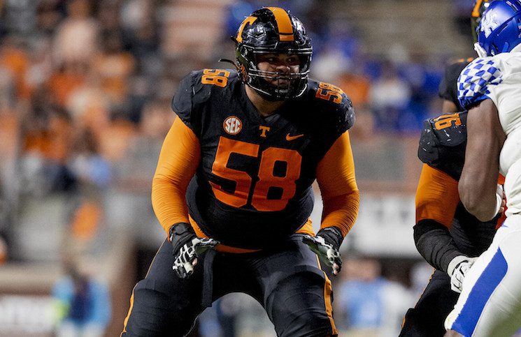 Back in Black': Tennessee Returning Dark Mode Uniforms for South