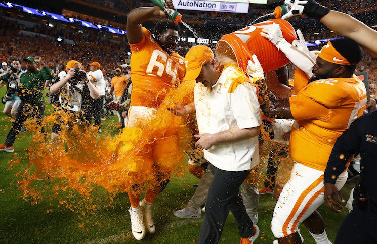 What Color Was the Gatorade in Super Bowl 2022 Twitter? - Zeru