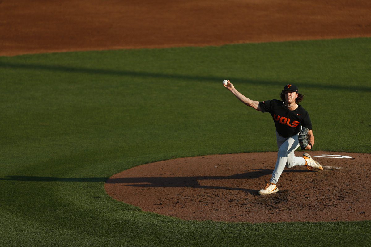 Tennessee baseball's Tony Vitello on Chase Dollander's dominant