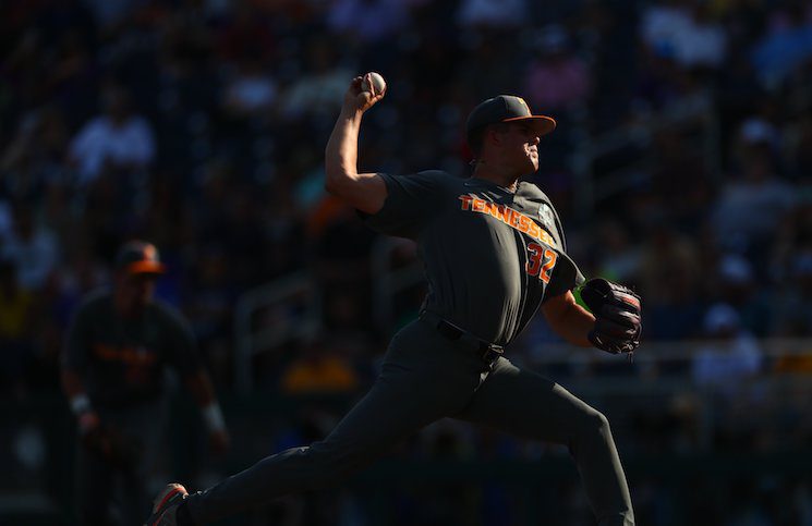 Tennessee baseball falls to LSU 5-0, season ends in CWS, Baseball