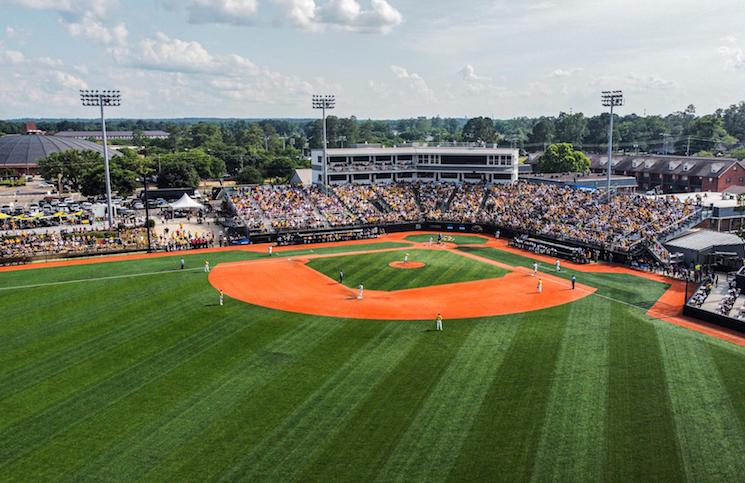 Sources: Tennessee vs. Southern Miss Game 3 may be delayed