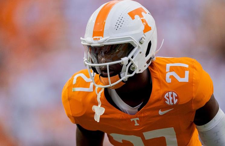 Tennessee EDGE James Pearce Jr. Already Drawing NFL Draft Praise | Rocky  Top Insider