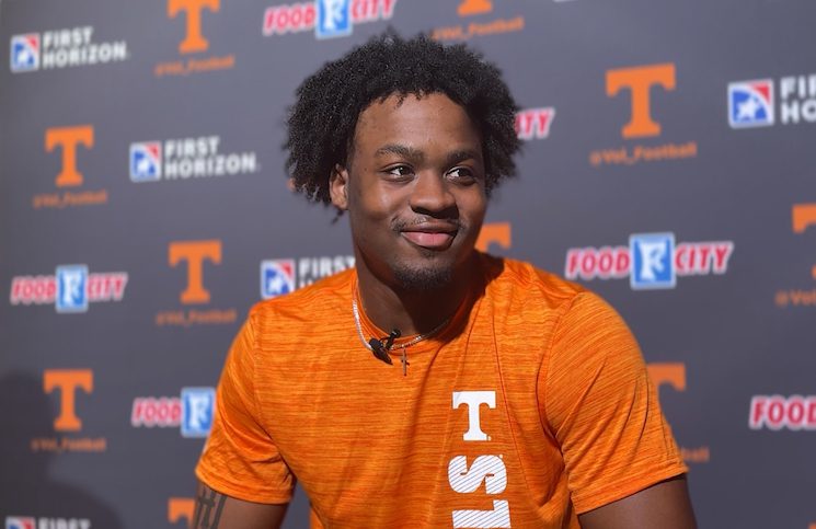 WATCH: Jordan Ross, Tennessee Freshmen Talk to the Media After First ...