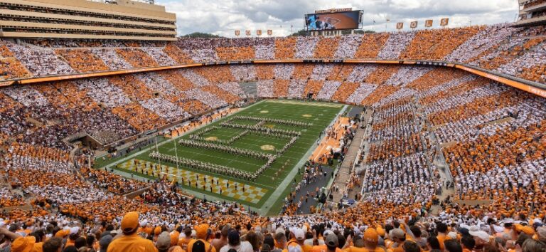 Tennessee vs. Chattanooga odds: Get up to $4,450 in sportsbook bonuses for Saturday’s season opener